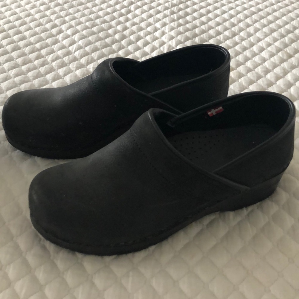 Sanita Clogs